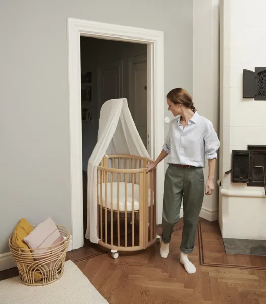 Berceaux pour bébé offrant sécurité douceur design confort pour accompagner sereinement sommeil et premiers instants familiaux quotidiens
